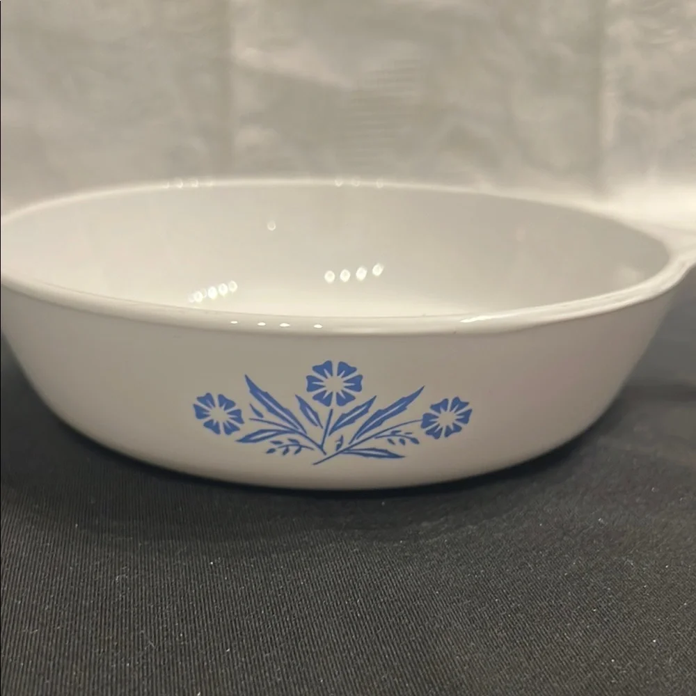 Corning Ware Blue Cornflower Skillet Sauce Pan Vintage - Picture 2 of 9